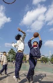 南京世界室内田径锦标赛：朱亚明三级跳远摘银